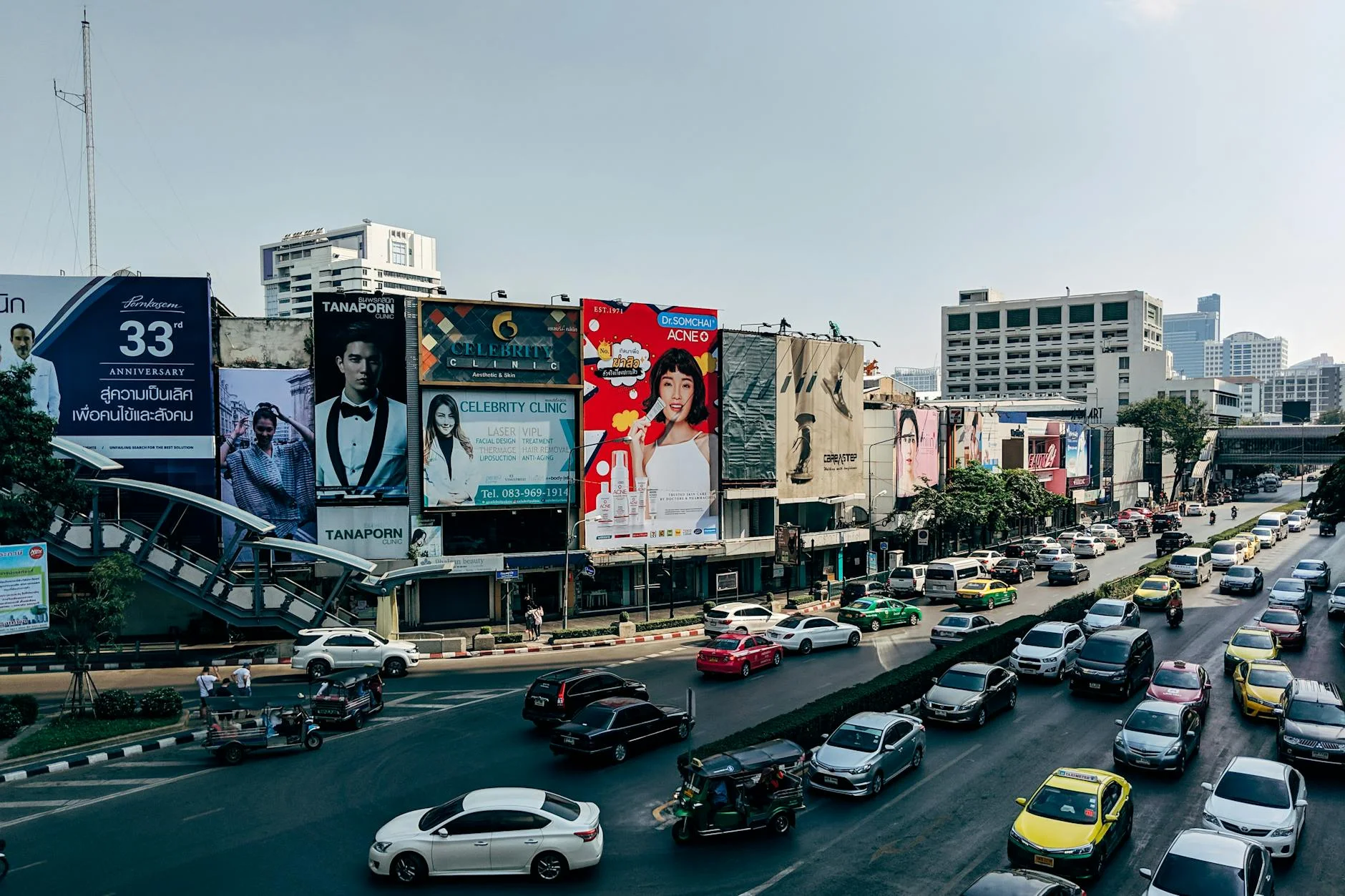 videotron p4 outdoor dengan gambar tajam dan tahan segala kondisi cuaca