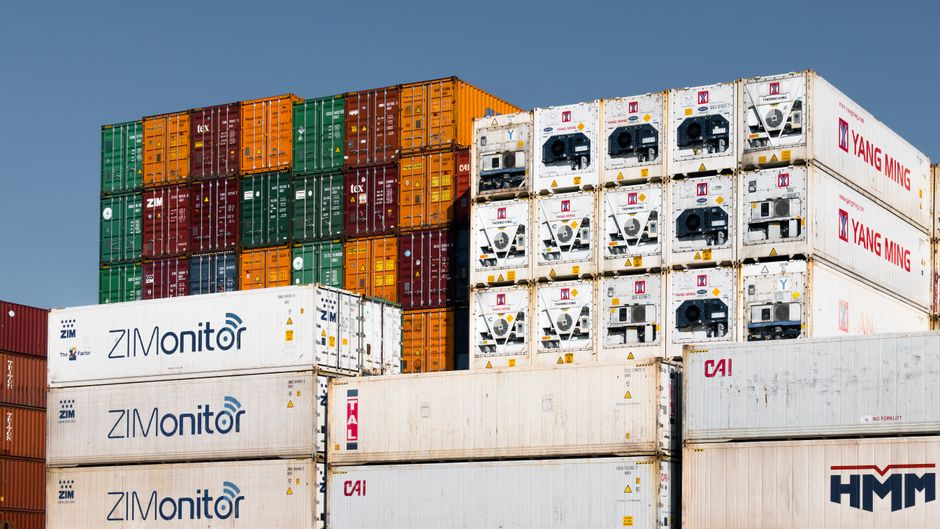Smart container monitoring system