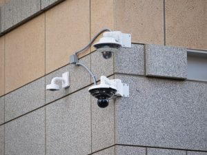 Video Wall NOC: Teknologi Monitoring Modern Solusi Terbaik