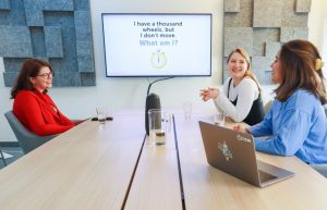 Interactive Flat Panel untuk Kantor