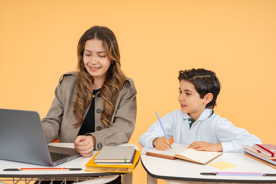 Classroom Technology Berkualitas untuk Kantor Anda Terbaik