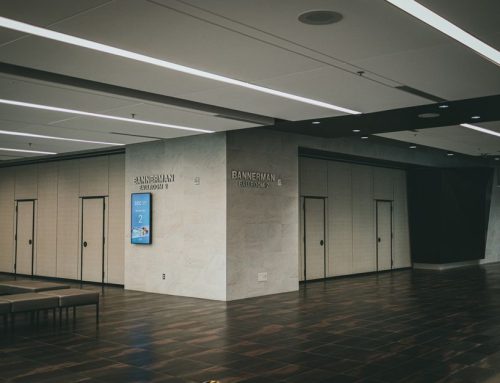 Videotron Ballroom Murah Belum Tentu Hemat – Ini Hitungannya